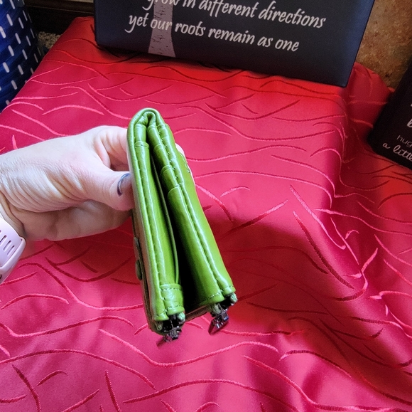 Leather Wallet. Light olive green color - Picture 14 of 16